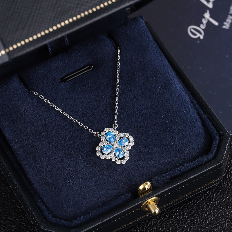 Diamond Clover Clavicle Chain Necklace