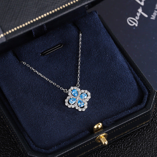 Diamond Clover Clavicle Chain Necklace