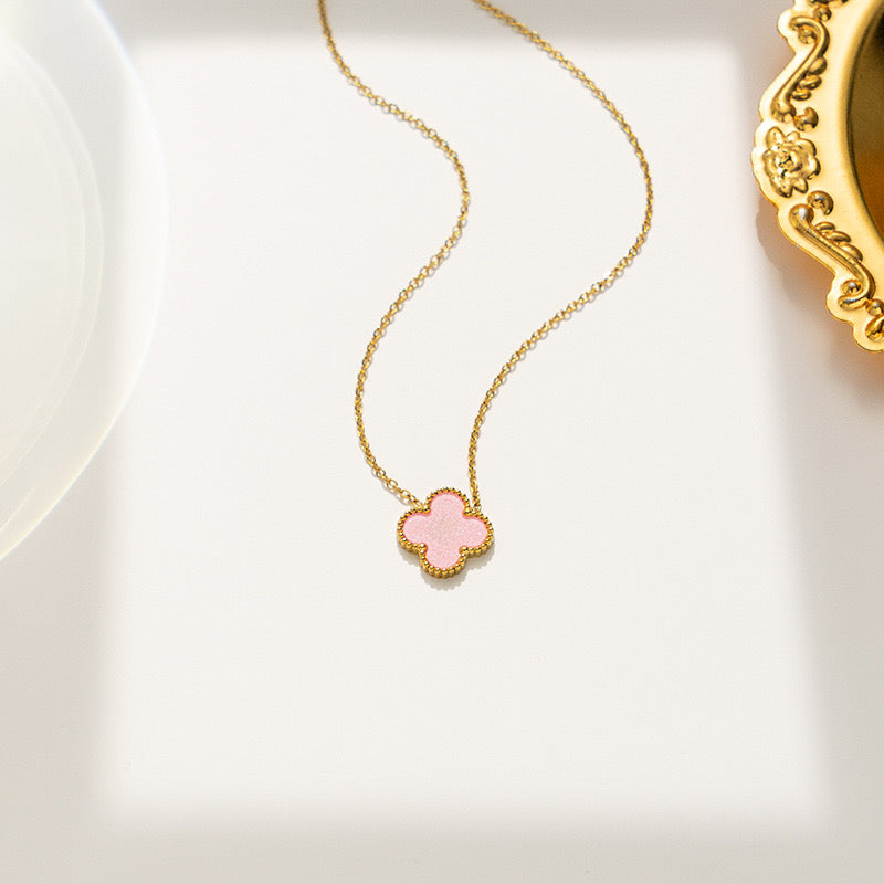 Clover Necklace